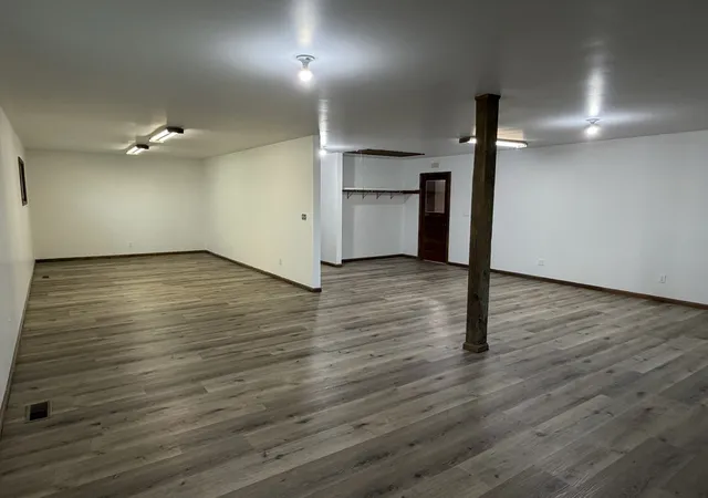 Photo 3 of Single family home for sale at 694 N Elm St, Herscher, IL 60941 | MLS# 12704978 | Listing updated on 2026-09-15