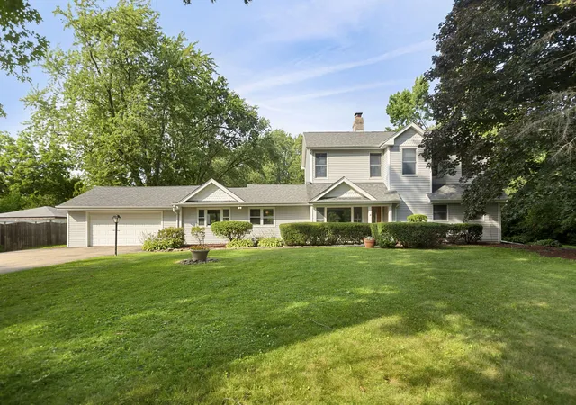 Photo 1 of Single family home for sale at 7062 Osage Rd, Long Grove, IL 60060 | MLS# 12705282 | Listing updated on 2026-10-01