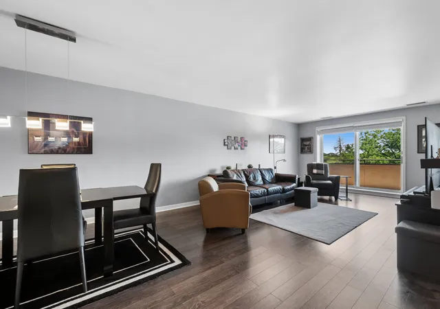 Photo 2 of Condo for sale at 7201 N Lincoln Ave #403, Lincolnwood, IL 60712 | MLS# 12706776 | Listing updated on 2026-09-30