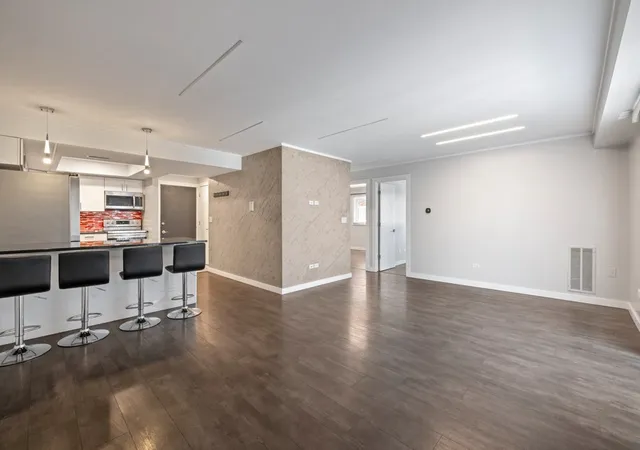 Photo 4 of Condo for sale at 5834 W 77th Street #104, Burbank, IL 60459 | MLS# 12706816 | Listing updated on 2026-09-24