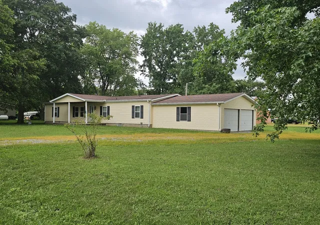 Photo 2 of Single family home for sale at 311 S Sycamore St, Keenes, IL 62851 | MLS# 12706975 | Listing updated on 2026-10-02
