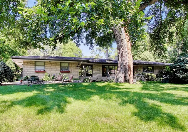 Photo 2 of Sale Pending at 6370 Pontiac Dr, Indian Head Park, IL 60525 | MLS# 12707418 | Listing updated on 2026-09-14