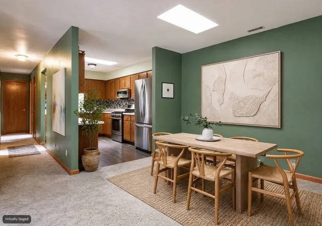 Listing Photo 4 - Condo for sale in building located at 196 Saenz Ln, Joliet, IL 60436 - Unit #D