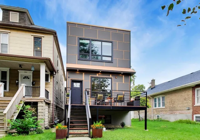 Photo 2 of Sale Pending at 1009 Lathrop Ave, Forest Park, IL 60130 | MLS# 12709268 | Listing updated on 2026-09-15