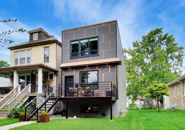 Photo 3 of Sale Pending at 1009 Lathrop Ave, Forest Park, IL 60130 | MLS# 12709268 | Listing updated on 2026-09-15