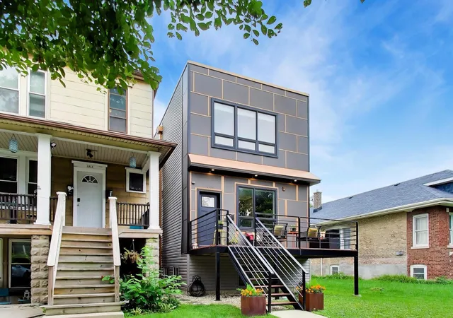 Photo 3 of Sale Pending at 1009 Lathrop Ave, Forest Park, IL 60130 | MLS# 12709268 | Listing updated on 2026-09-15