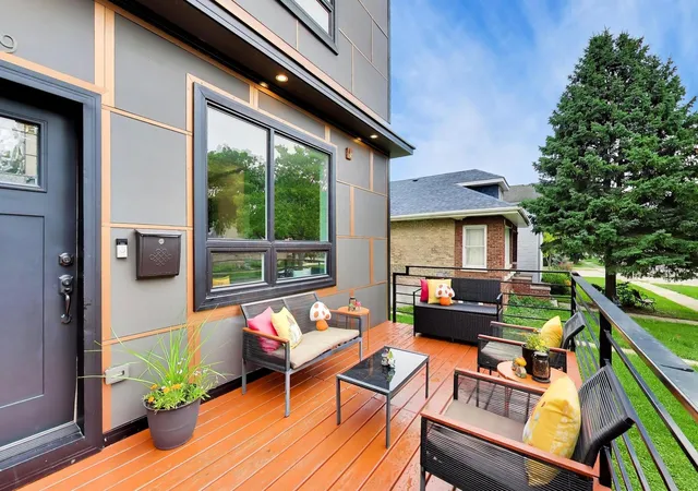 Photo 4 of Sale Pending at 1009 Lathrop Ave, Forest Park, IL 60130 | MLS# 12709268 | Listing updated on 2026-09-15