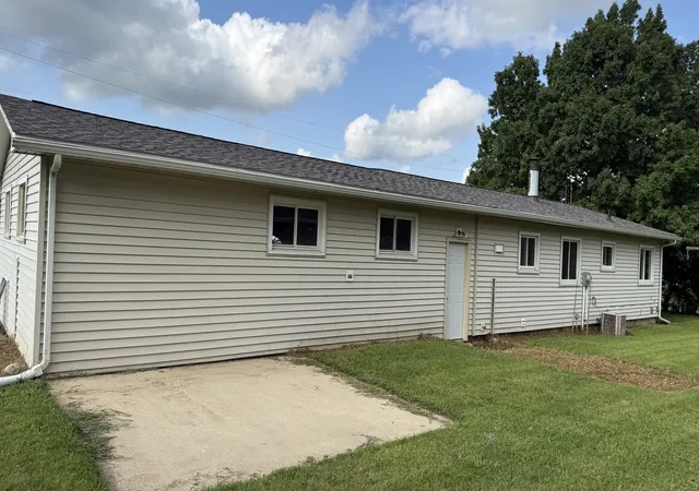 Photo 2 of Single family home for sale at 716 E Rt 71 Hwy, Standard, IL 61363 | MLS# 12709666 | Listing updated on 2026-09-15
