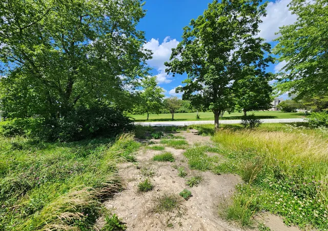 Photo 3 of Sale Pending at 26114 S Victoria Ln, Crete, IL 60417 | MLS# 12712449 | Listing updated on 2026-09-10