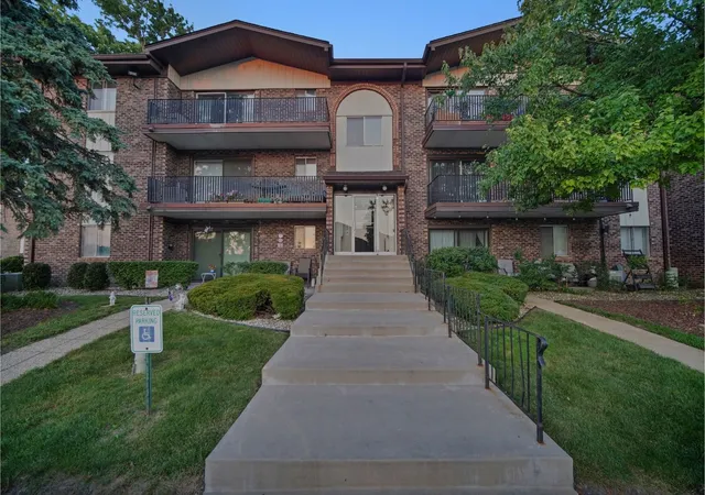 Photo 1 of Condo for sale at 13911 James Dr #1011, Crestwood, IL 60418 | MLS# 12713308 | Listing updated on 2026-09-13