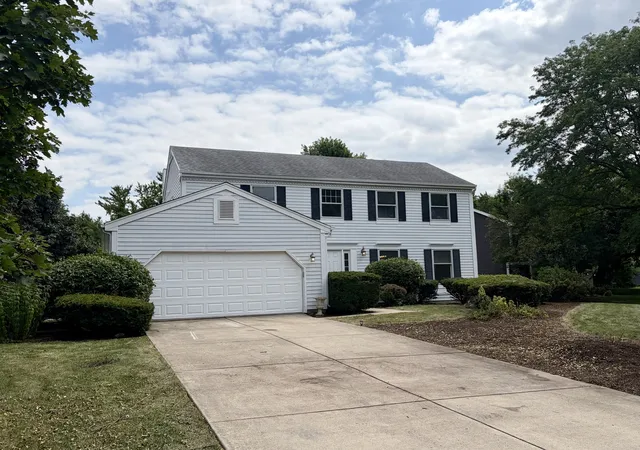 Photo 1 of Single family home for sale at 0n421 Winfield Scott Dr, Winfield, IL 60190 | MLS# 12713403 | Listing updated on 2026-09-15