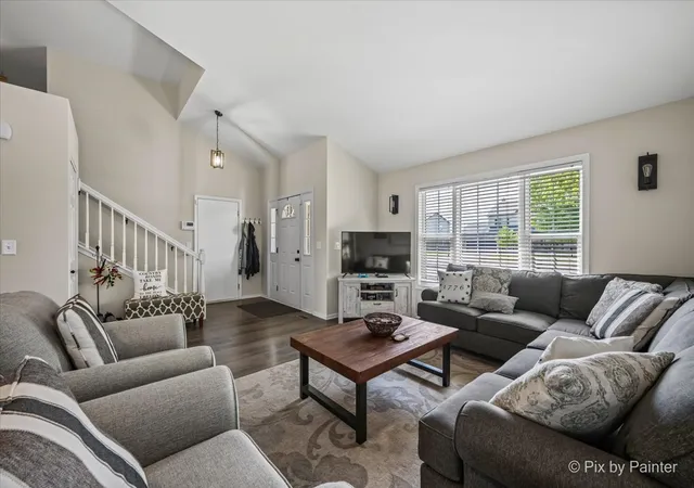 Photo 3 of Single family home for sale at 2827 Brett Dr, New Lenox, IL 60451 | MLS# 12713413 | Listing updated on 2026-09-11