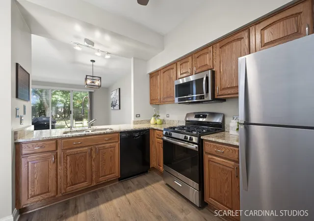 Photo 3 of Townhouse for sale at 391 Hunterdon Ct #4391A, Schaumburg, IL 60194 | MLS# 12713582 | Listing updated on 2026-09-15