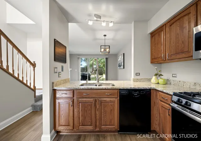 Photo 3 of Townhouse for sale at 391 Hunterdon Ct #4391A, Schaumburg, IL 60194 | MLS# 12713582 | Listing updated on 2026-09-15