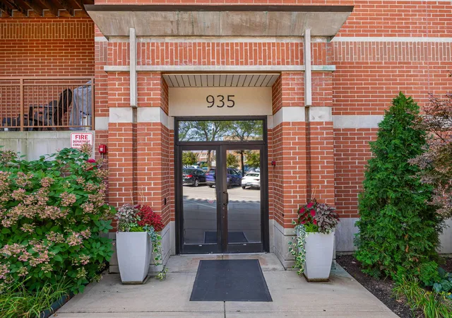 Photo 1 of Condo for sale at 935 Burlington Ave #309, Downers Grove, IL 60515 | MLS# 12714170 | Listing updated on 2026-09-11