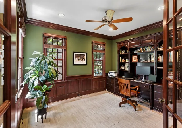 Photo 3 of Single family home for sale at 678 Oak St, Glen Ellyn, IL 60137 | MLS# 12715382 | Listing updated on 2026-09-14