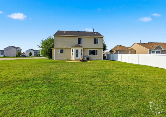 Photo 3 of Single family home for sale at 2348 Mulberry St, Bourbonnais, IL 60914 | MLS# 12715499 | Listing updated on 2026-09-09