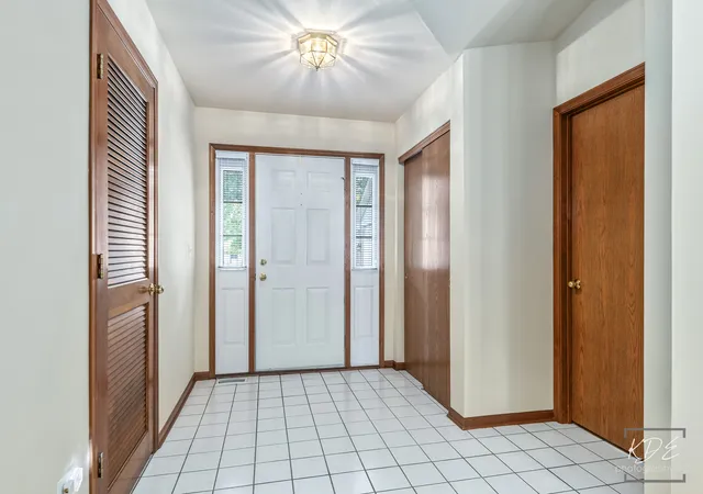 Photo 3 of Townhouse for sale at 13339 Red Cedar Ln, Plainfield, IL 60544 | MLS# 12717190 | Listing updated on 2026-09-14