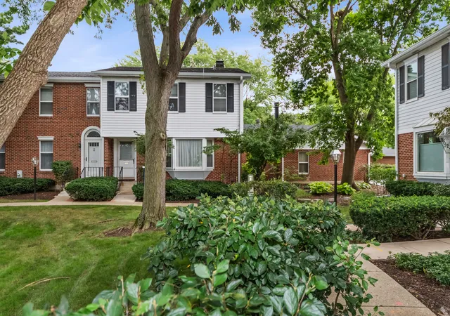 Photo 1 of Townhouse for sale at 9029 Lincolnwood Dr, Evanston, IL 60203 | MLS# 12717261 | Listing updated on 2026-10-05