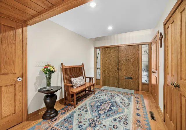 Photo 3 of Single family home for sale at 820 Ashland Ave, River Forest, IL 60305 | MLS# 12717438 | Listing updated on 2026-09-11