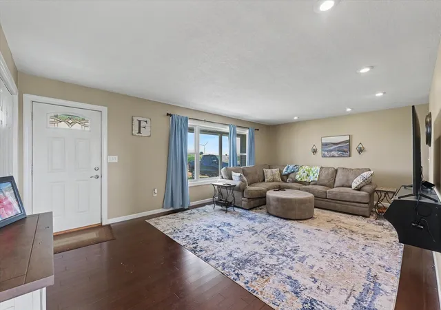 Photo 2 of Single family home for sale at 2499 County Rd 2600, Penfield, IL 61862 | MLS# 12717638 | Listing updated on 2026-09-11