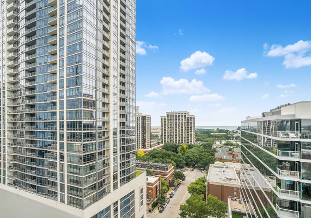 Photo 2 of Condo for sale at 1400 S Michigan Ave #1501, Chicago, IL 60605 | MLS# 12717866 | Listing updated on 2026-10-05