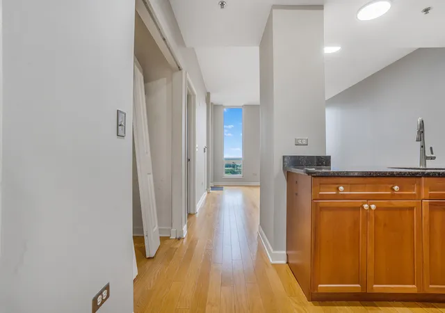 Photo 3 of Condo for sale at 1400 S Michigan Ave #1501, Chicago, IL 60605 | MLS# 12717866 | Listing updated on 2026-10-05