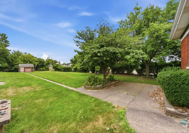 Photo 3 of Single family home for sale at 1854 27th Street, Moline, IL 61265 | MLS# 12718427 | Listing updated on 2026-10-07