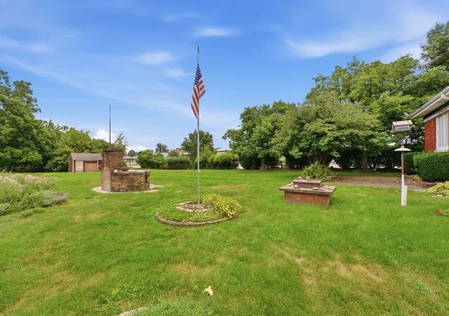 Photo 3 of Single family home for sale at 1854 27th Street, Moline, IL 61265 | MLS# 12718427 | Listing updated on 2026-10-07