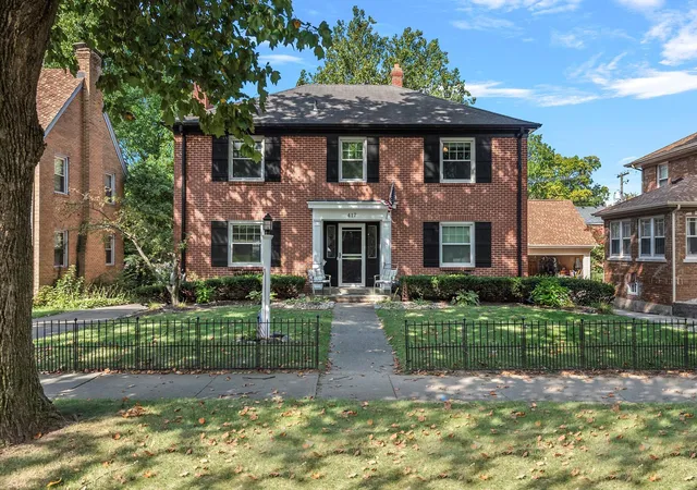 Single family home for sale at 417 S Westlawn Ave, Decatur, IL 62521 | MLS# 12718463