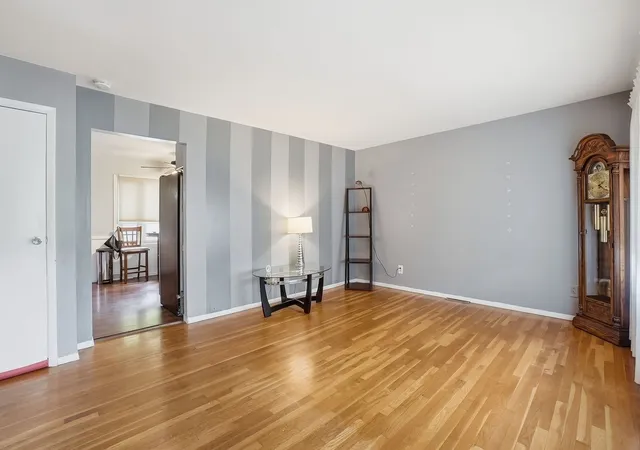 Photo 3 of Single family home for sale at 18833 Park Ave, Lansing, IL 60438 | MLS# 12718639 | Listing updated on 2026-09-22