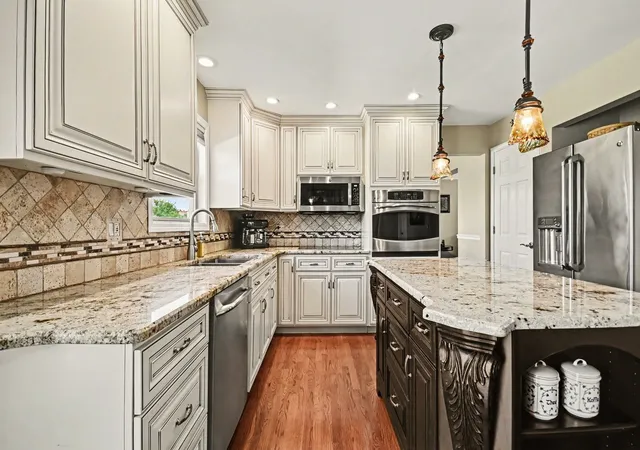 Photo 3 of Single family home for sale at 25308 W Sunderlin Rd, Plainfield, IL 60585 | MLS# 12718647 | Listing updated on 2026-09-13