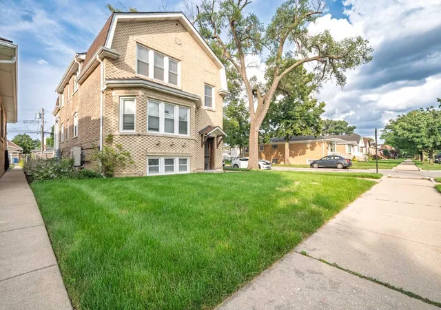 Photo 2 of Multi family home for sale at 5901 N Navarre Ave, Chicago, IL 60631 | MLS# 12718686 | Listing updated on 2026-09-14