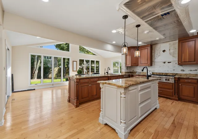 Photo 3 of Single family home for sale at 1234 Will Dr, Lockport, IL 60441 | MLS# 12719021 | Listing updated on 2026-09-21