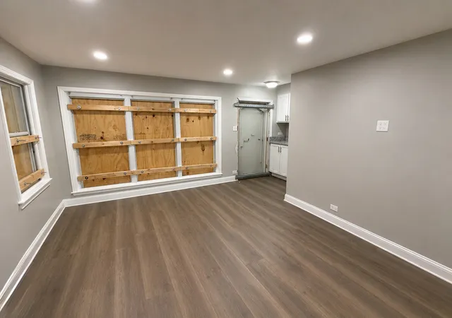 Photo 3 of Single family home for sale at 4601 S Leclaire Ave, Chicago, IL 60638 | MLS# 12719337 | Listing updated on 2026-09-11