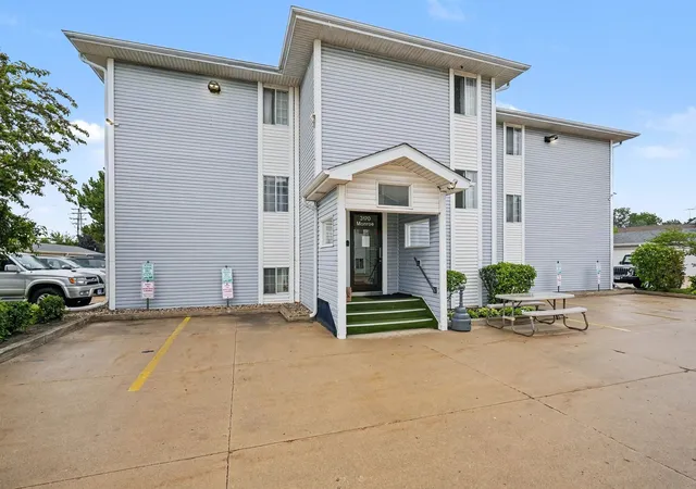 Photo 1 of Condo for sale at 3170 W Monroe St #212, Waukegan, IL 60085 | MLS# 12719640 | Listing updated on 2026-09-15