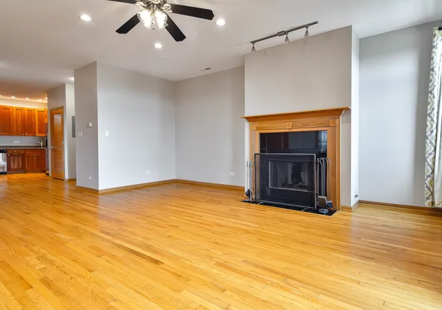 Photo 3 of Condo for sale at 641 E Pershing Ave #301, Chicago, IL 60653 | MLS# 12722570 | Listing updated on 2026-09-14