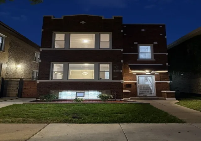 Listing Photo 2 - Condo for sale in building located at 6951 S Artesian Ave, Chicago, IL 60629