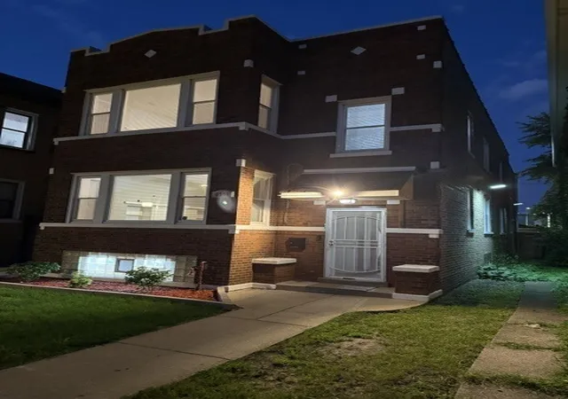 Listing Photo 1 - Condo for sale in building located at 6951 S Artesian Ave, Chicago, IL 60629
