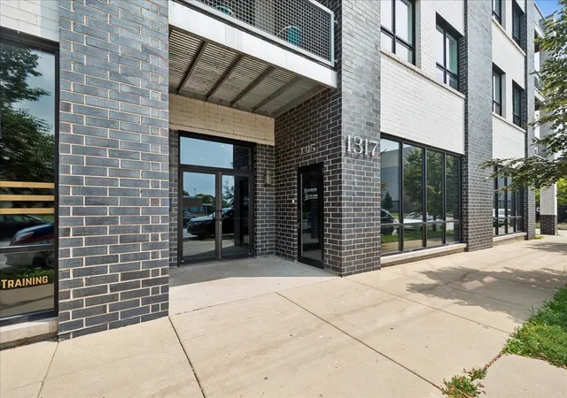 Photo 1 of Condo for sale at 1317 N Larrabee St #401, Chicago, IL 60610 | MLS# 12723464 | Listing updated on 2026-09-14