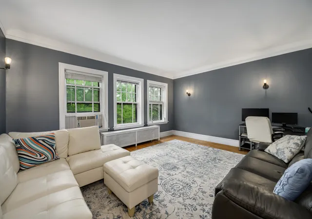 Photo 3 of Condo for sale at 442 Elmwood Ave #2, Evanston, IL 60202 | MLS# 12723543 | Listing updated on 2026-09-11