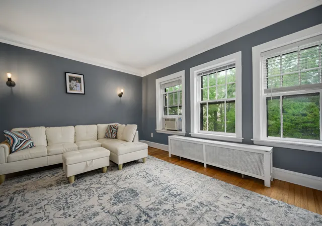 Photo 4 of Condo for sale at 442 Elmwood Ave #2, Evanston, IL 60202 | MLS# 12723543 | Listing updated on 2026-09-11