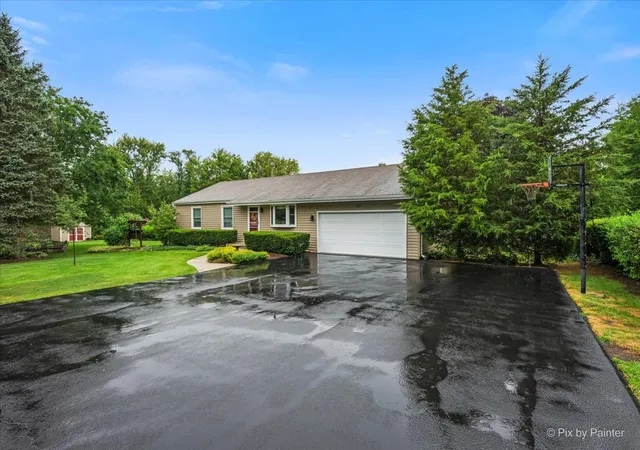 Photo 2 of Single family home for sale at 1706 South St, Crystal Lake, IL 60014 | MLS# 12723690 | Listing updated on 2026-09-23