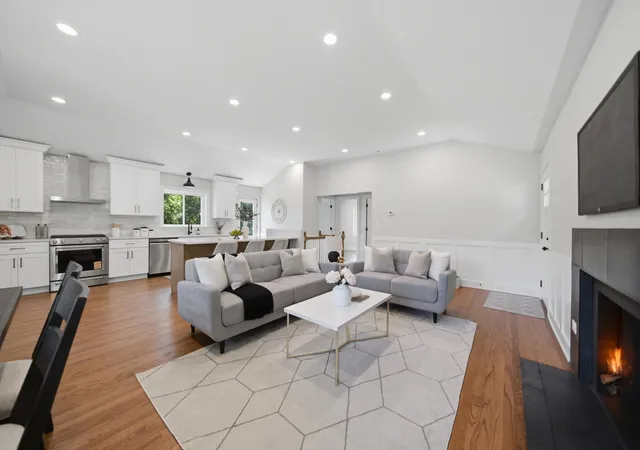 Photo 3 of Single family home for sale at 75 Brookdale Ln, Palatine, IL 60067 | MLS# 12724192 | Listing updated on 2026-09-14