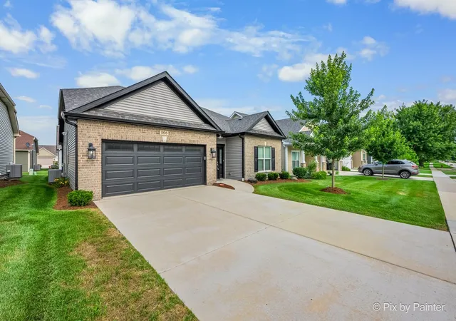 Photo 2 of Single family home for sale at 806 Bristol Ave, Yorkville, IL 60560 | MLS# 12725005 | Listing updated on 2026-09-10