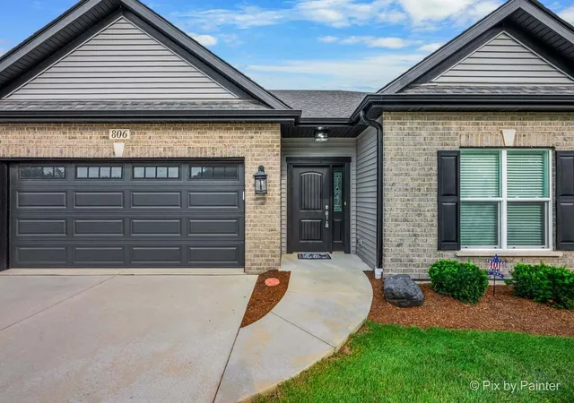 Photo 3 of Single family home for sale at 806 Bristol Ave, Yorkville, IL 60560 | MLS# 12725005 | Listing updated on 2026-09-10