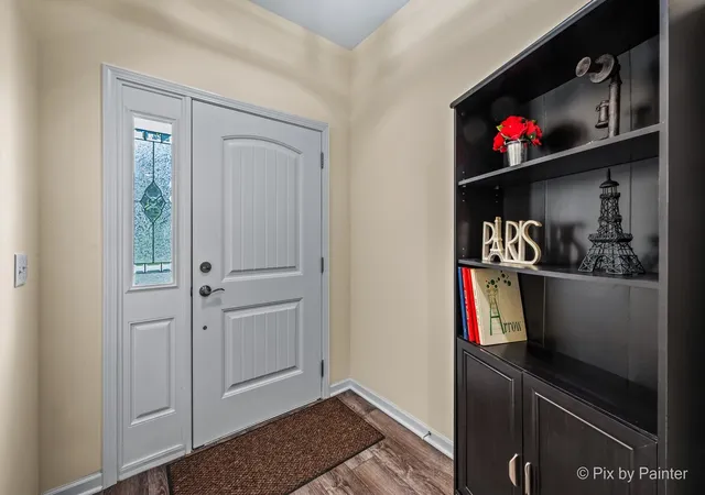 Photo 4 of Single family home for sale at 806 Bristol Ave, Yorkville, IL 60560 | MLS# 12725005 | Listing updated on 2026-09-10