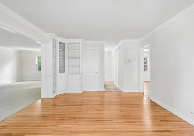 Photo 3 of Sale Pending at 1053 Laurel Ln, Naperville, IL 60540 | MLS# 12725151 | Listing updated on 2026-09-15
