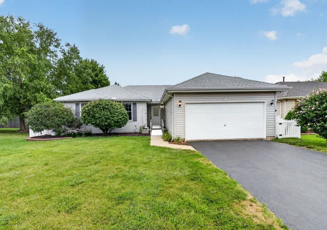 Photo 1 of Single family home for sale at 4711 Mallard Ln, Plainfield, IL 60586 | MLS# 12725281 | Listing updated on 2026-09-11