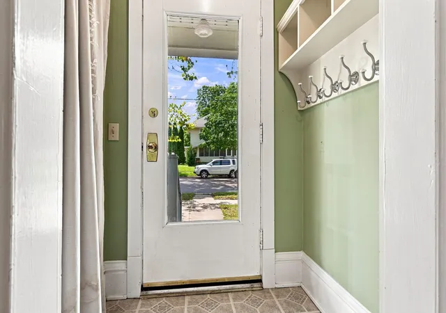 Photo 3 of Single family home for sale at 908 S Fell Ave, Normal, IL 61761 | MLS# 12725427 | Listing updated on 2026-09-23